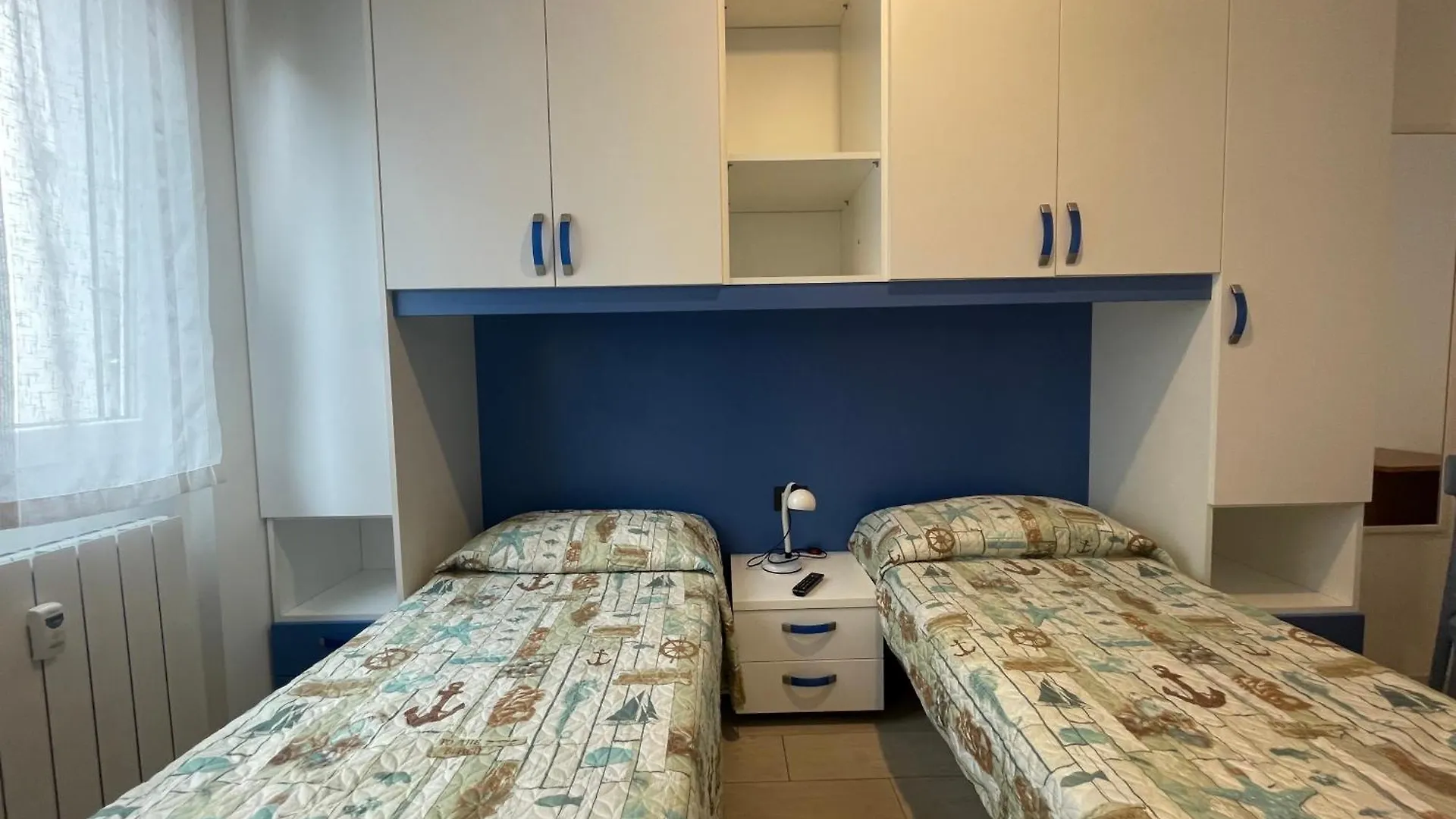 The Lighthouse By Holiday World Chiavari Apartment