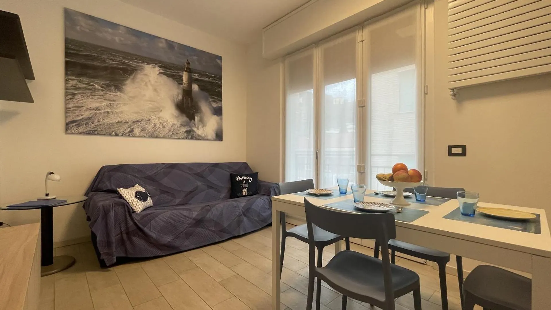 The Lighthouse By Holiday World Chiavari Apartment
