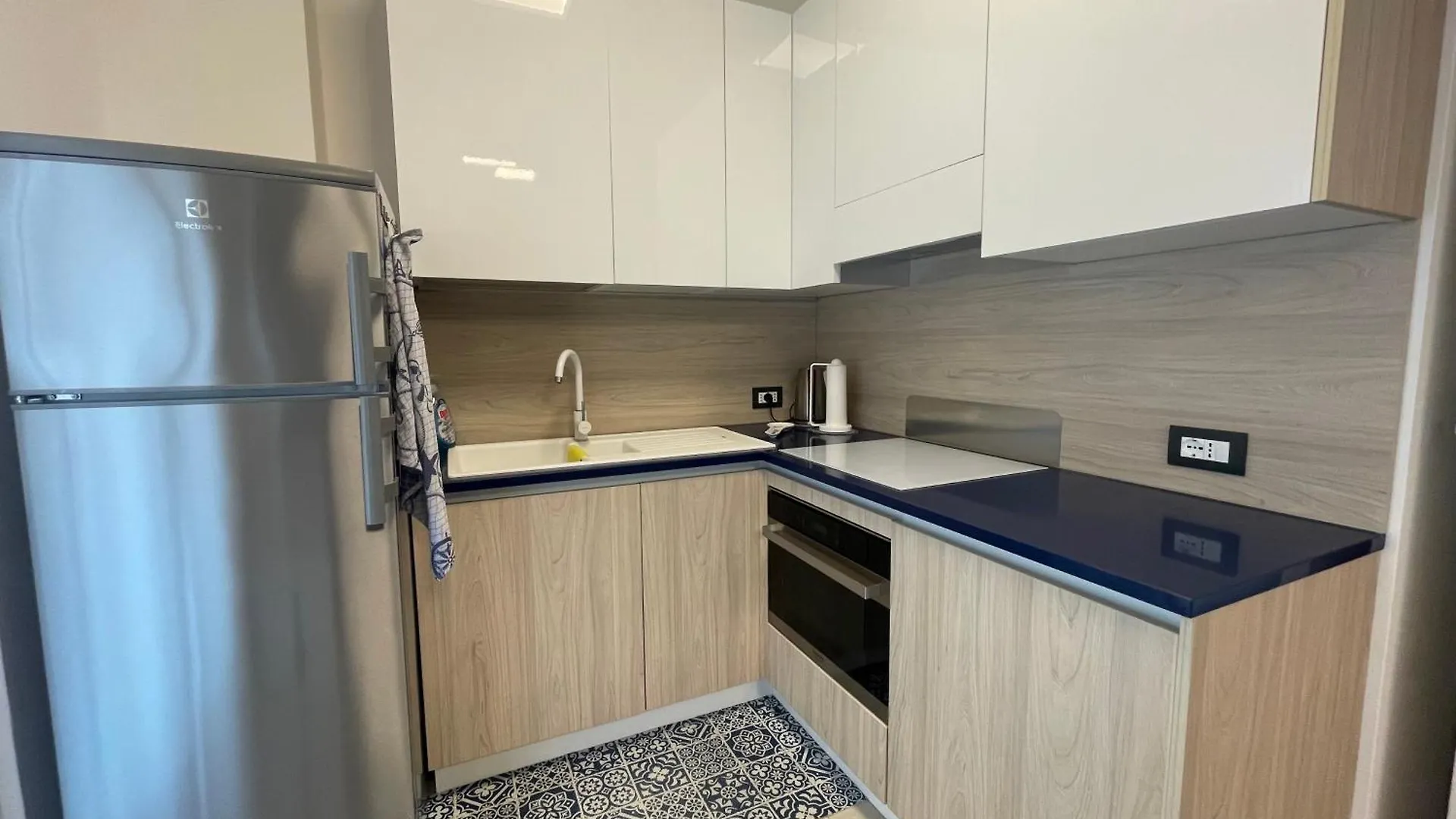 The Lighthouse By Holiday World Chiavari Apartment